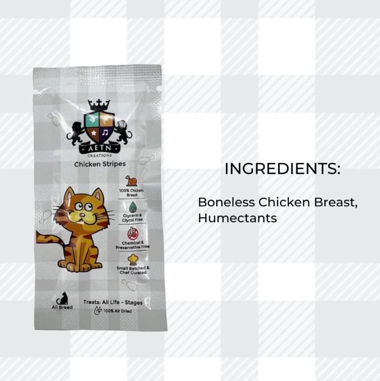 AETN Creations Gourmet Nature's Creations Purina 2x8x85g Wet Mixed Cat Food Pack- Poultry and Fish with Delicious AETN Treat and Fun Mouse Toy